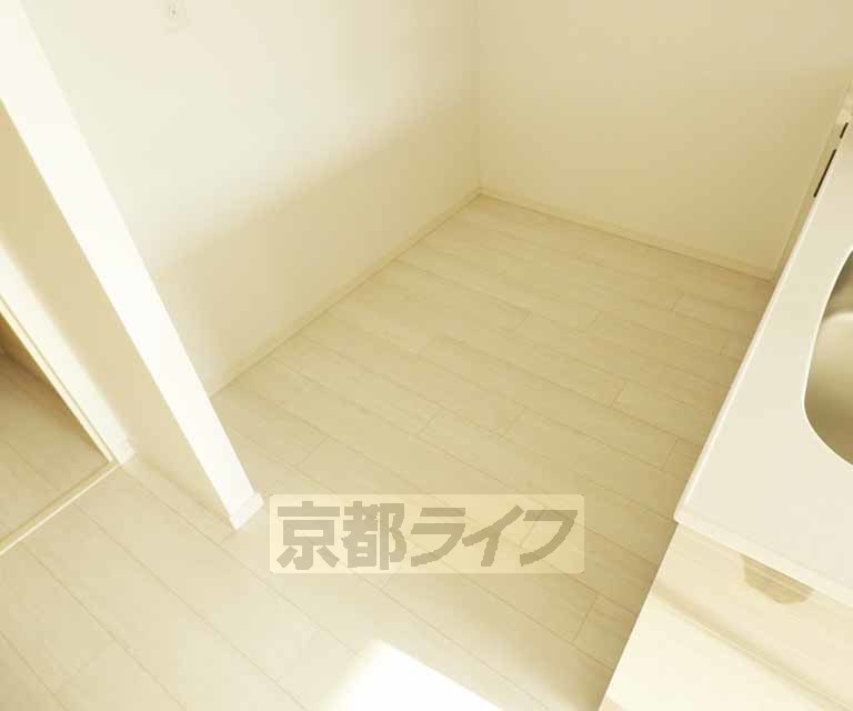 その他部屋・スペース　綺麗な廊下。