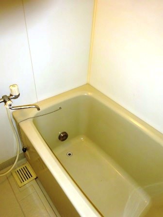 東京メトロ丸ノ内線 新中野駅 徒歩2分 9階建 築23年の風呂写真