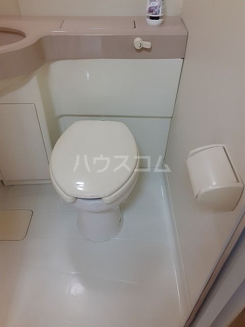 【シャンブル２４のトイレ】