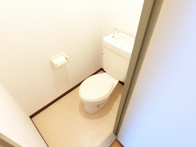【サンクレールヒラタのトイレ】