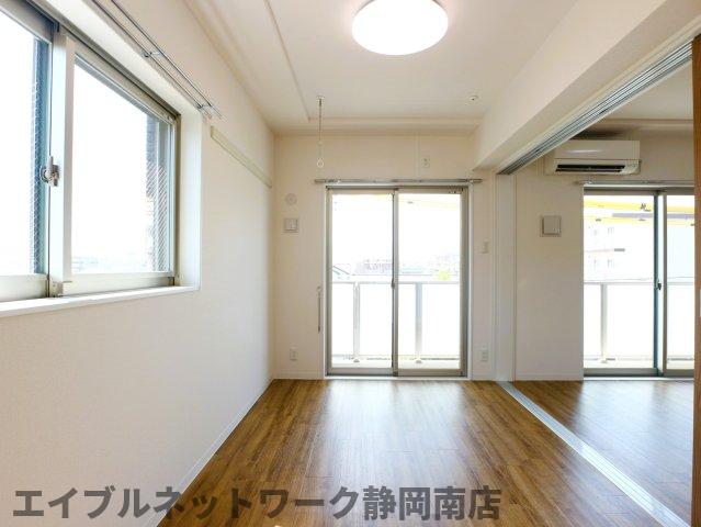 その他設備　スタンダードな洋室です