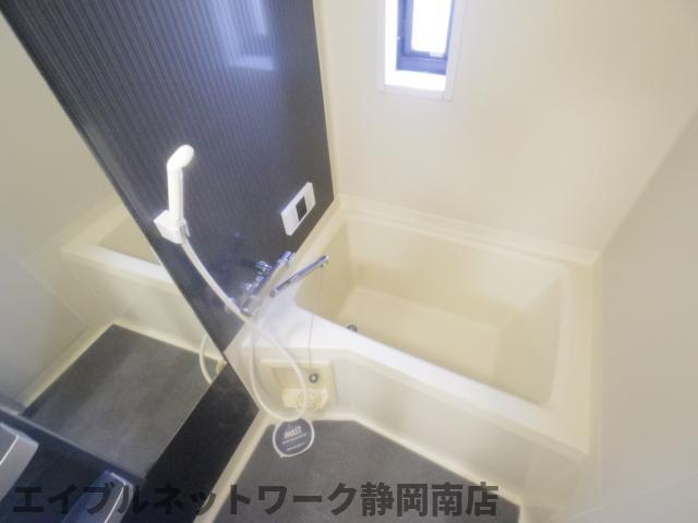 バス・シャワールーム　お風呂です