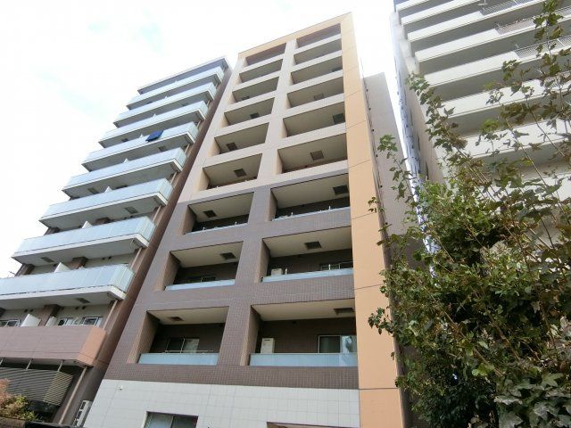 【エテルノ志村坂上の建物外観】