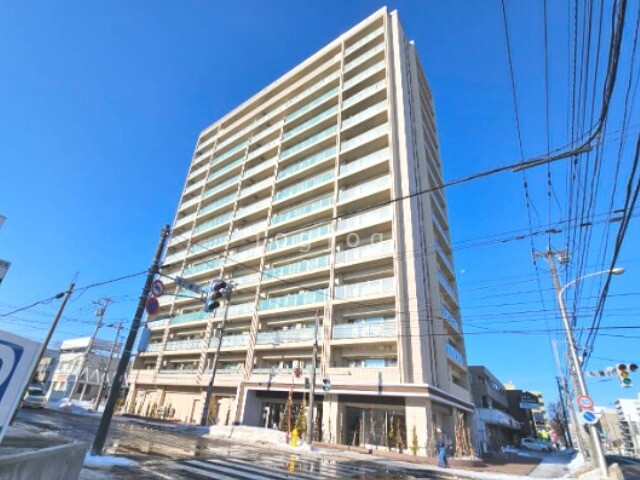 プレミスト札幌元町の建物外観