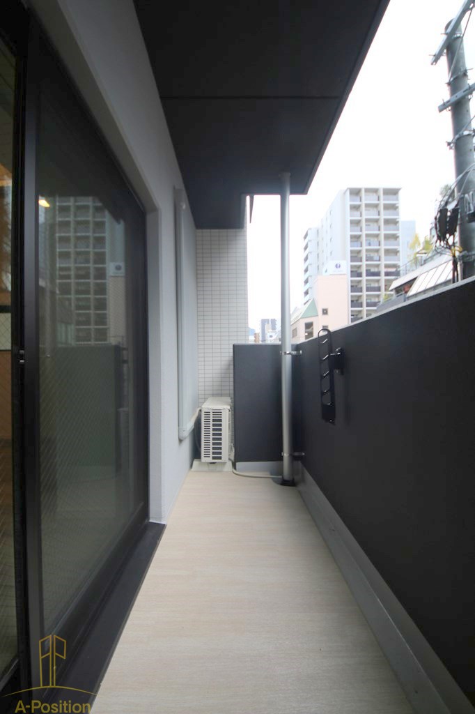 バルコニー　シーズンフラッツ大手前