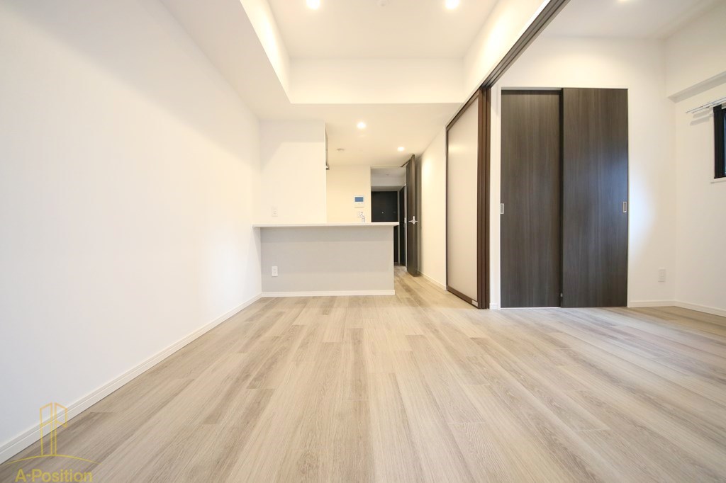 居室・リビング　シーズンフラッツ大手前