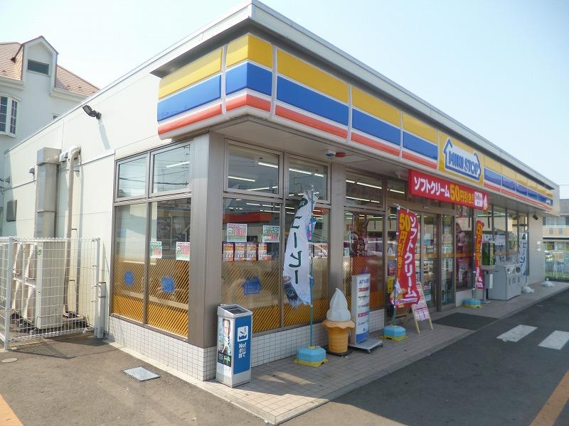 【立川市柏町のマンションのコンビニ】