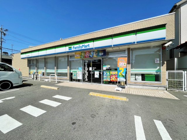 コンビニ　ファミリーマート名古屋大磯通店（コンビニ）まで192m