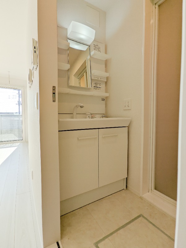 洗面設備　図面と現状に相違がある場合には現状を優先