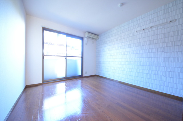 居室・リビング　～家族団欒はこちらです～