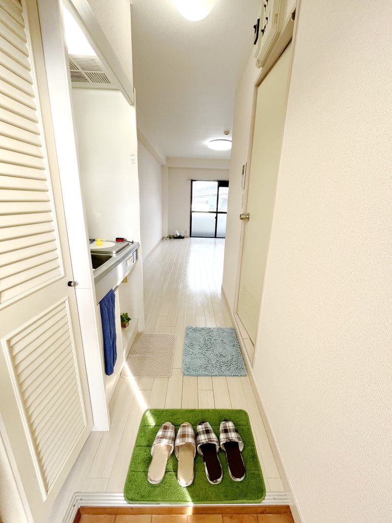 玄関　開放的な玄関スペースです♪