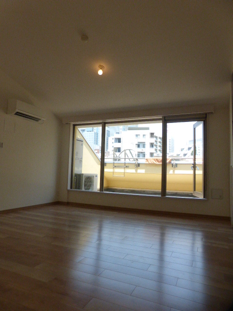 居室・リビング　居室