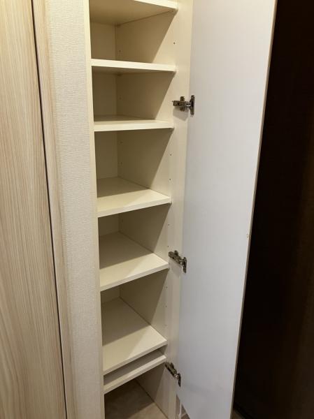 玄関　玄関の両側にシューズクロゼット有