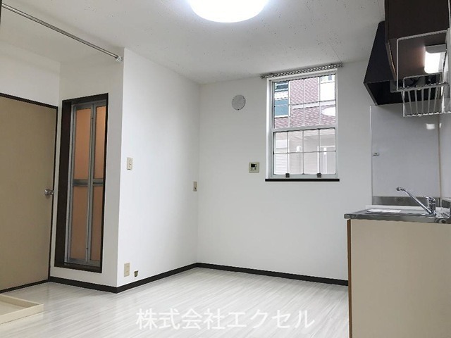 居室・リビング　明るい室内です。