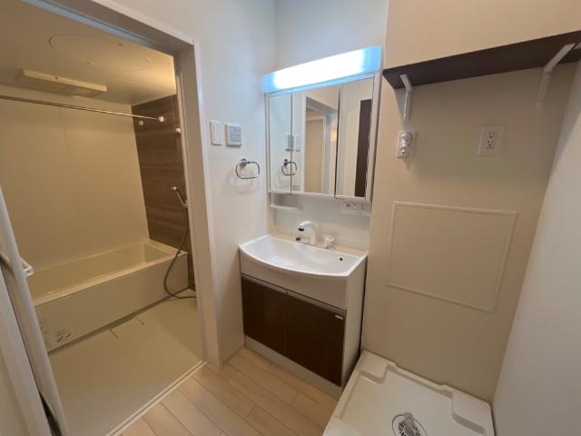 洗面設備　洗髪洗面化粧台