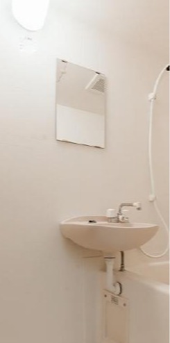 洗面設備　朝の支度はこちらで