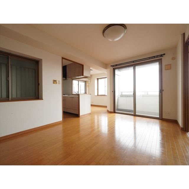 居室・リビング　リビング