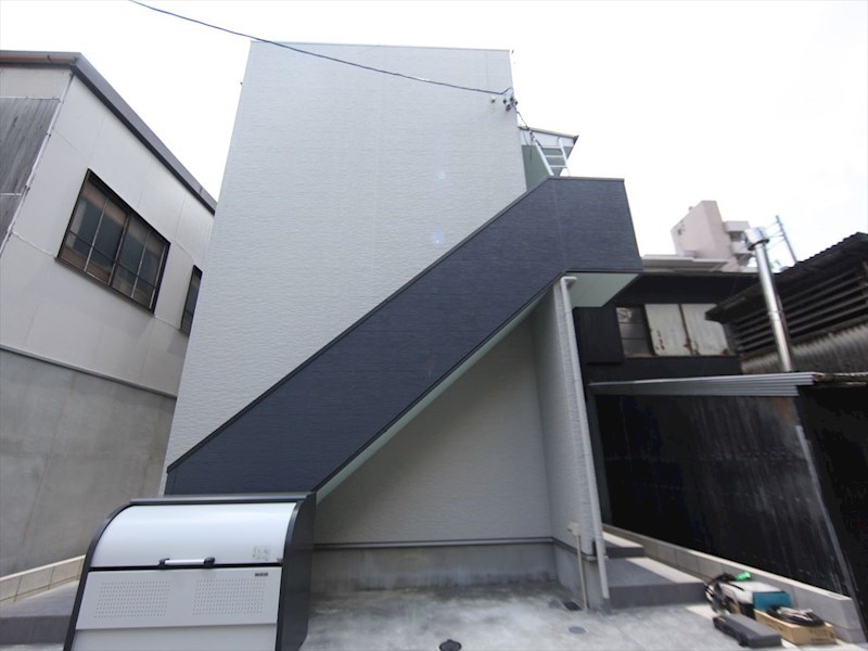 建物外観　外観　デザイナーズ　光インターネット無料