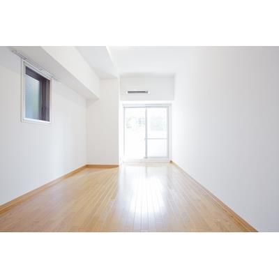 居室・リビング　☆明るい居間☆