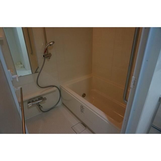 バス・シャワールーム　日々の疲れを癒すお風呂付です