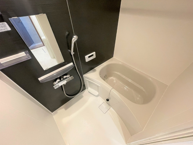 バス・シャワールーム　※同じ間取りのお部屋の参考写真となります。