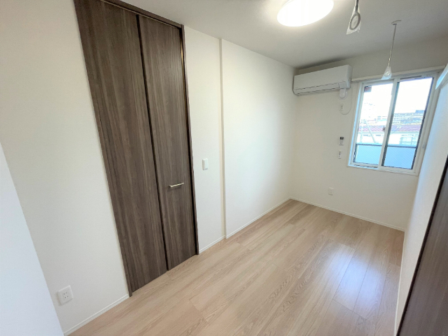 居室・リビング　※同じ間取りのお部屋の参考写真となります。