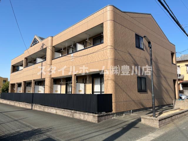 建物外観　外観写真（昼）