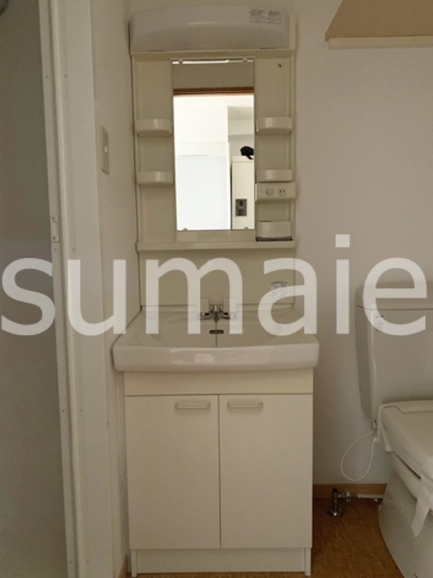 洗面設備　独立洗面台です☆