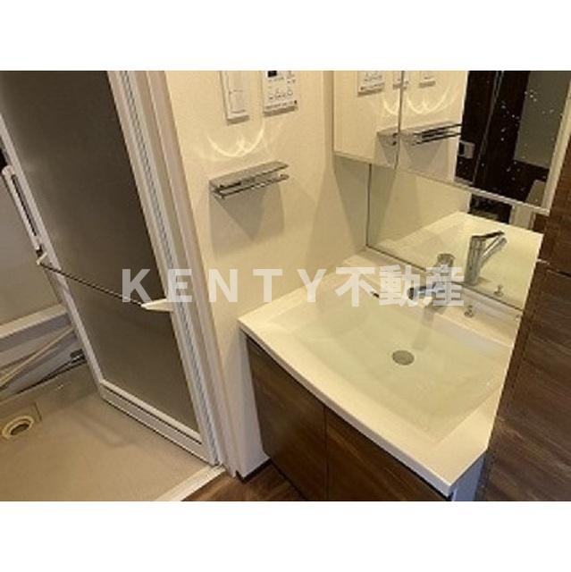 洗面設備　忙しい朝には欠かせない洗面所です