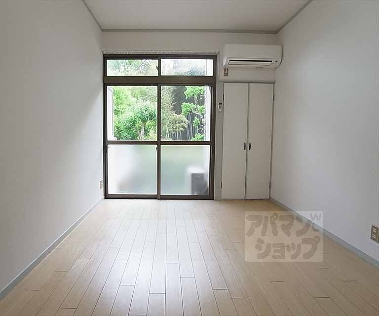 居室・リビング　洋室