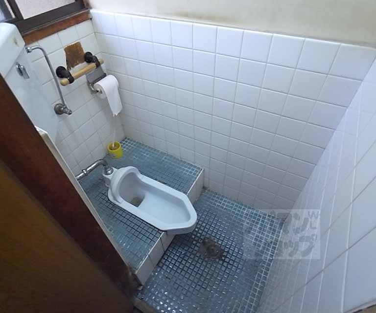 トイレ　共同トイレ