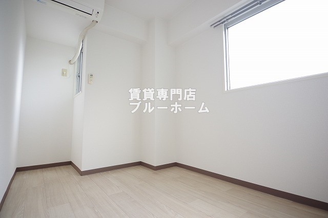 その他　4帖の洋室です！