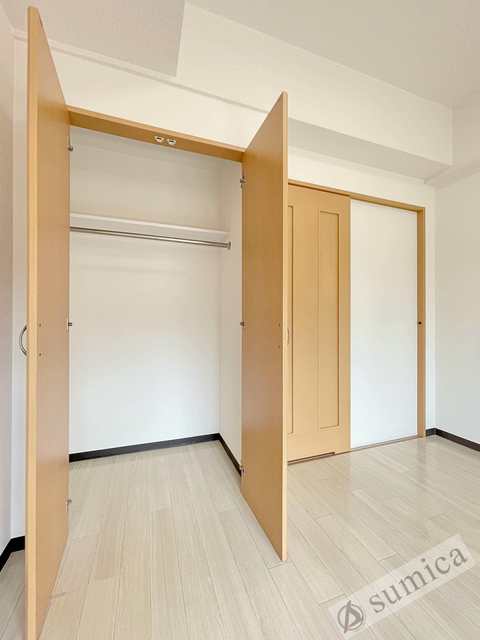 収納　収納力抜群の壁一面のクローゼットです♪♪