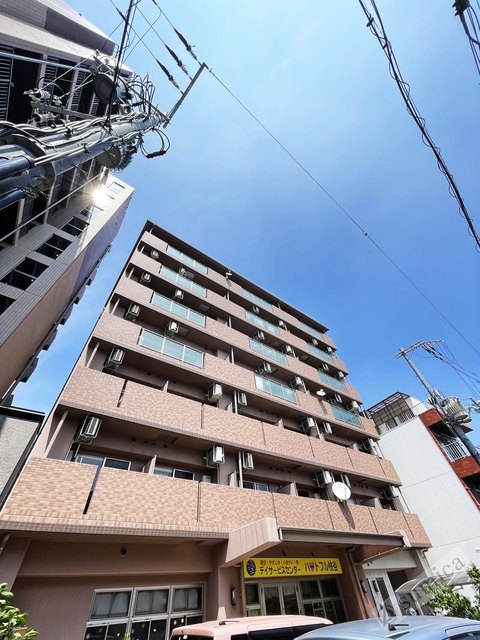 建物外観　レンガ調のオシャレな外観のマンションです♪