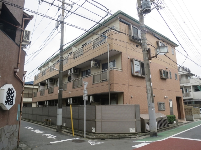 建物外観　総タイル張りのオシャレなマンションです。