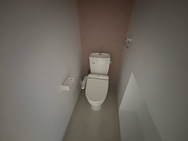 トイレ　※同施工会社のイメージ写真※