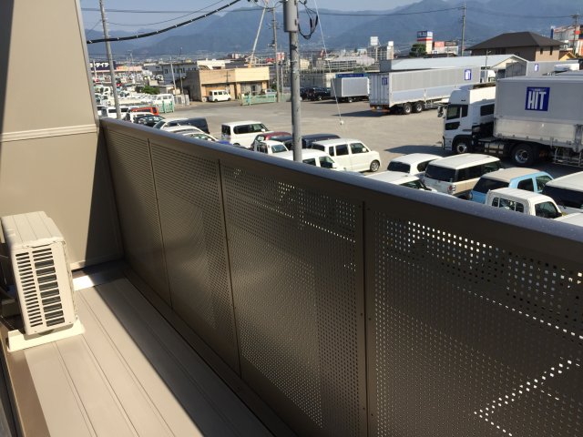 バルコニー