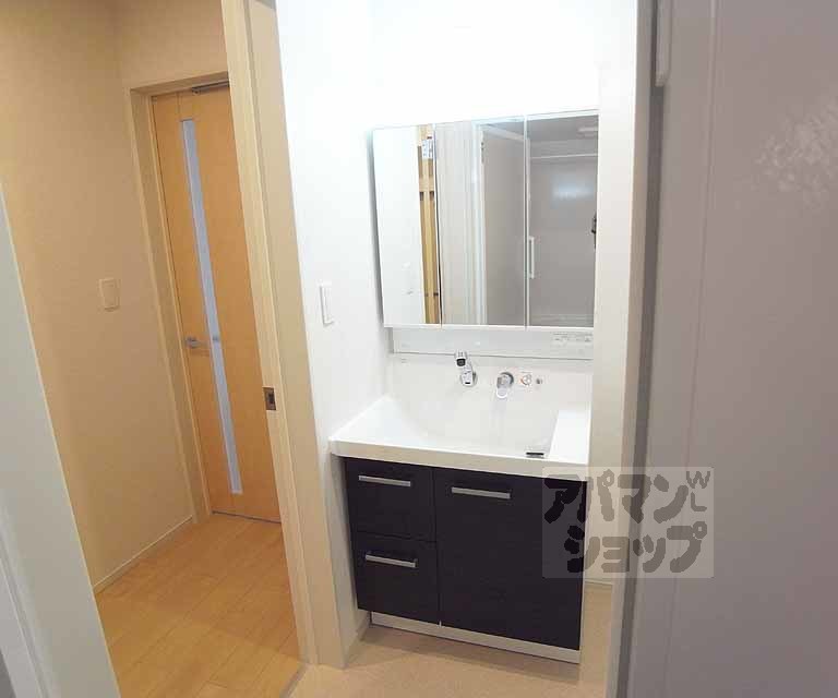 洗面設備　シャンプードレッサー