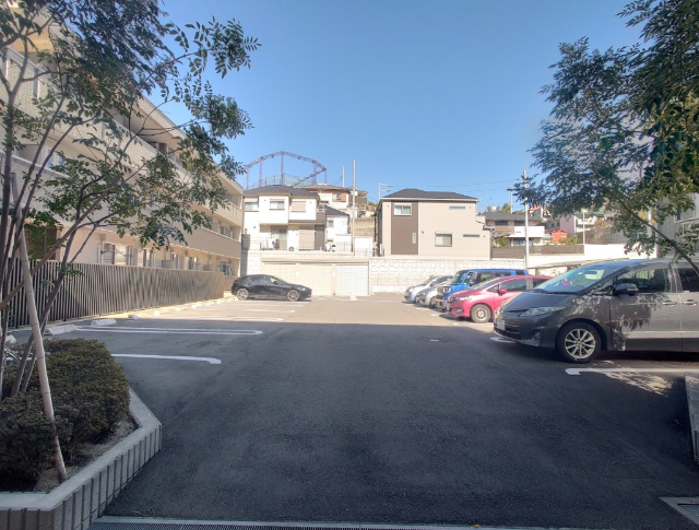 駐車場　敷地内駐車場