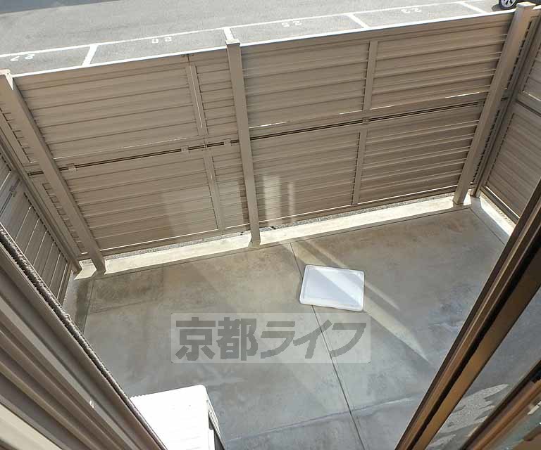 バルコニー　洗濯物はたくさん干せそうです