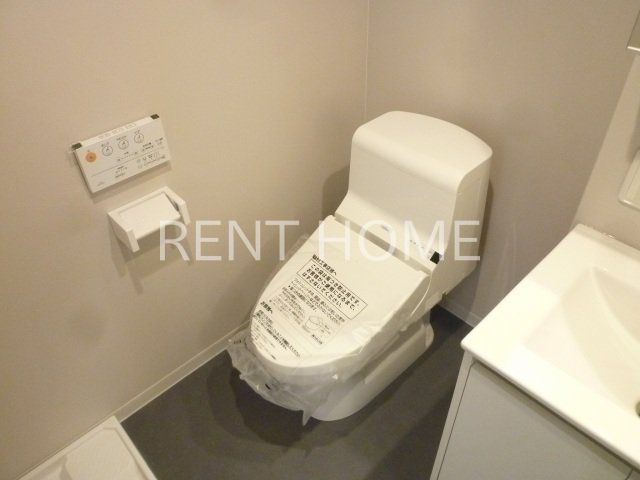 トイレ　ウォシュレット付きトイレです