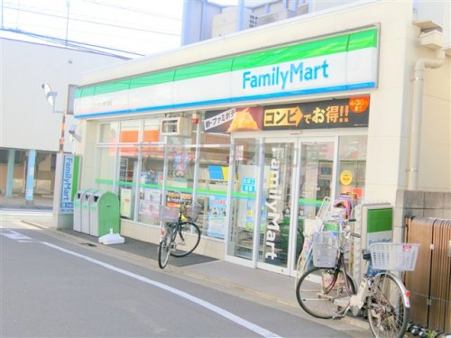 コンビニ　ファミリーマートトウエイ西六郷店（コンビニ）まで412m
