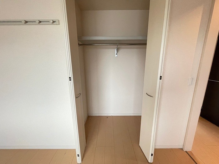 収納　どちらの洋室にもクローゼットがあります！