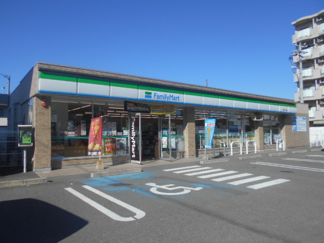 コンビニ　ファミリーマート和歌山三葛店様（コンビニ）まで3136m