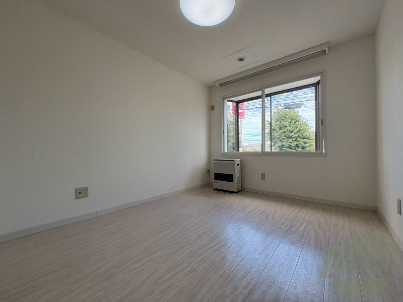 居室・リビング　広くてキレイなお部屋が広がっていて、充実した生活が送れそう。