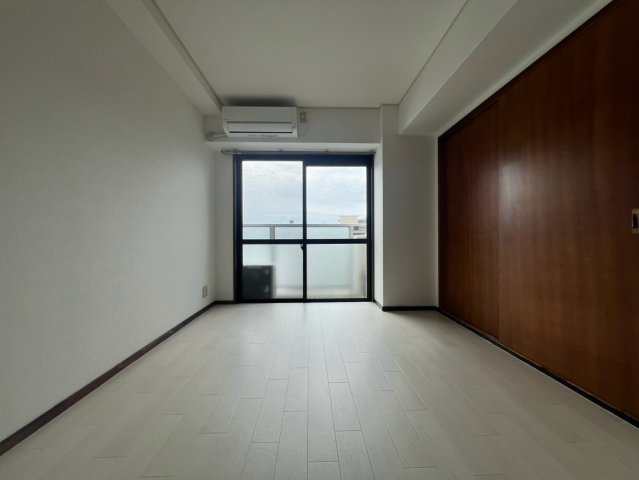 エクセレント甲子園11番館の居間写真