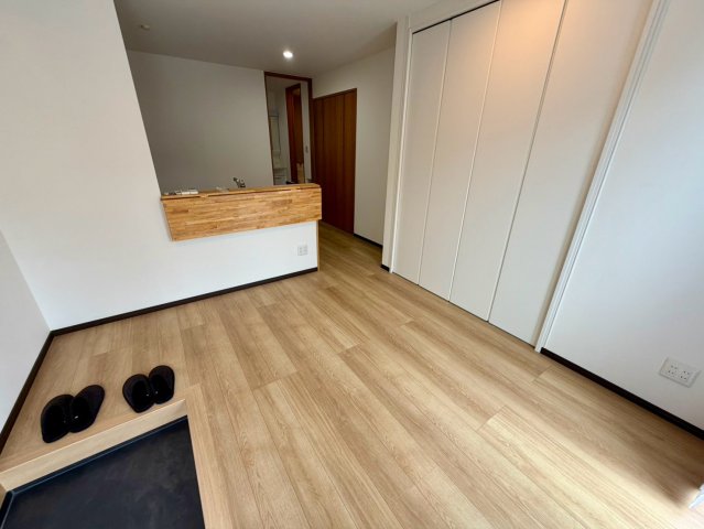 白鳥1丁目戸建の居間写真