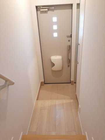 玄関　落ち着いた玄関です