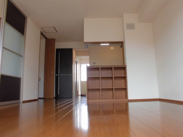 居室・リビング　ＬＤＫ１３帖