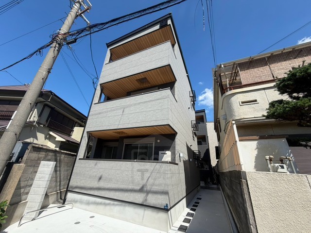 ヴェルメゾン吹田元町の外観写真